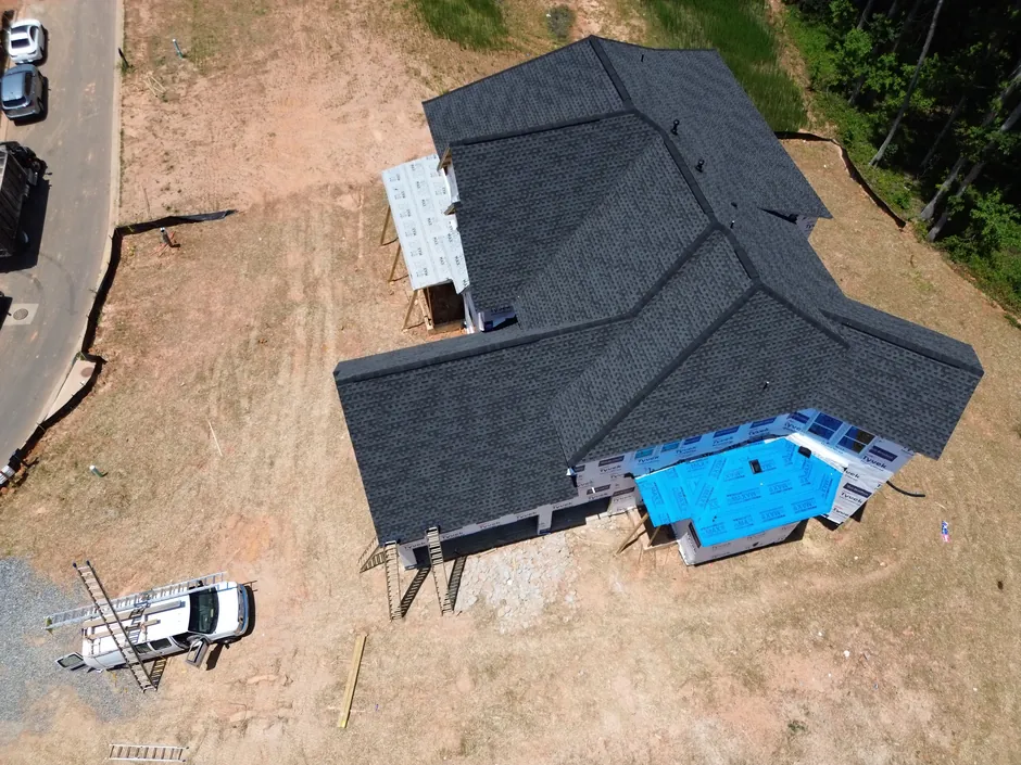 Why choose local Suwanee roof inspection specialists