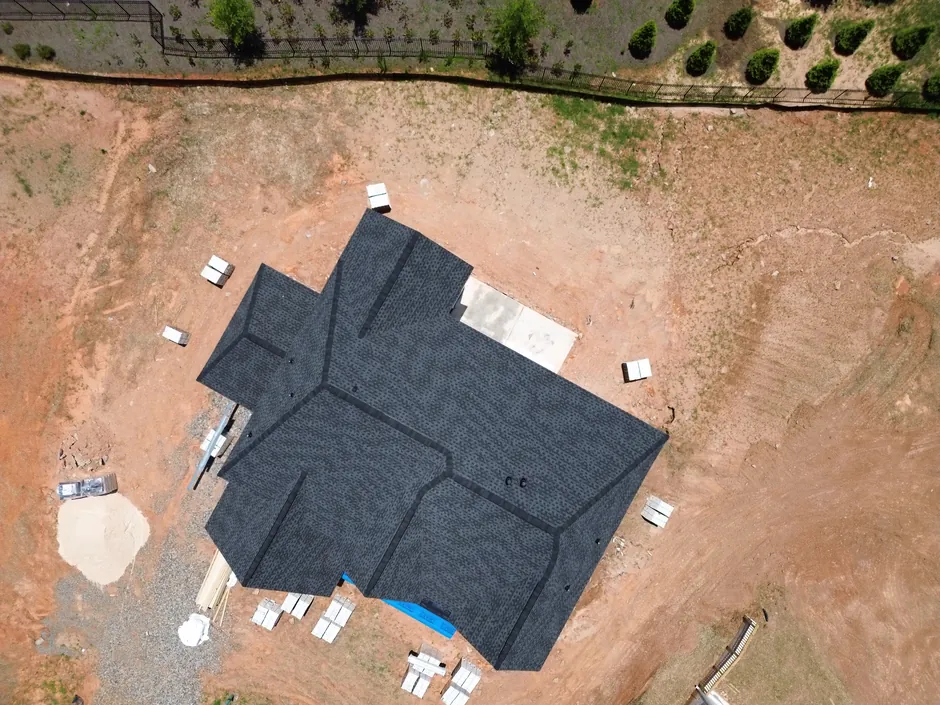 Storm damage control and emergency roof tarping